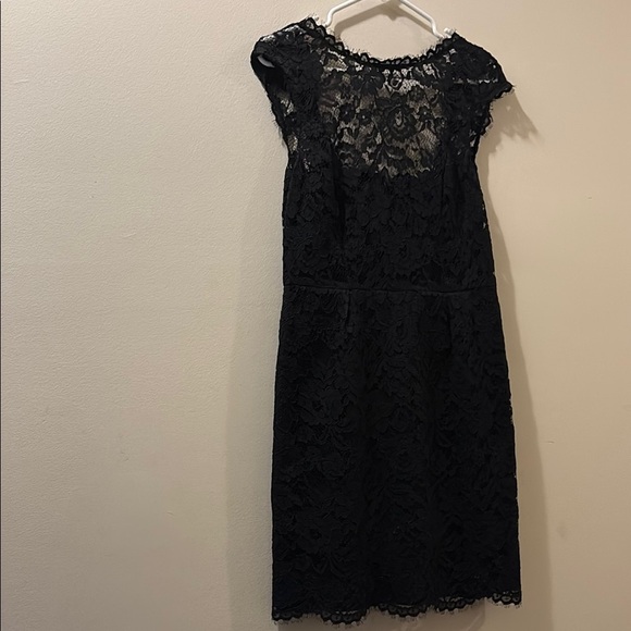 Shoshanna Elegant Black Lace Dress - women’s size 8 - high neck cap sleeve - Picture 1 of 6